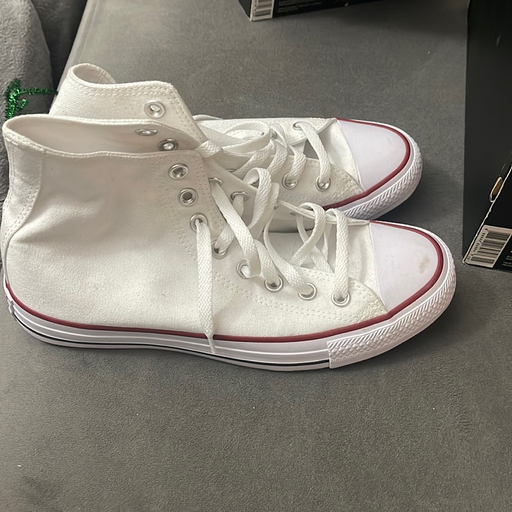 White high top converse great condition size 6.5 men 8.5 women